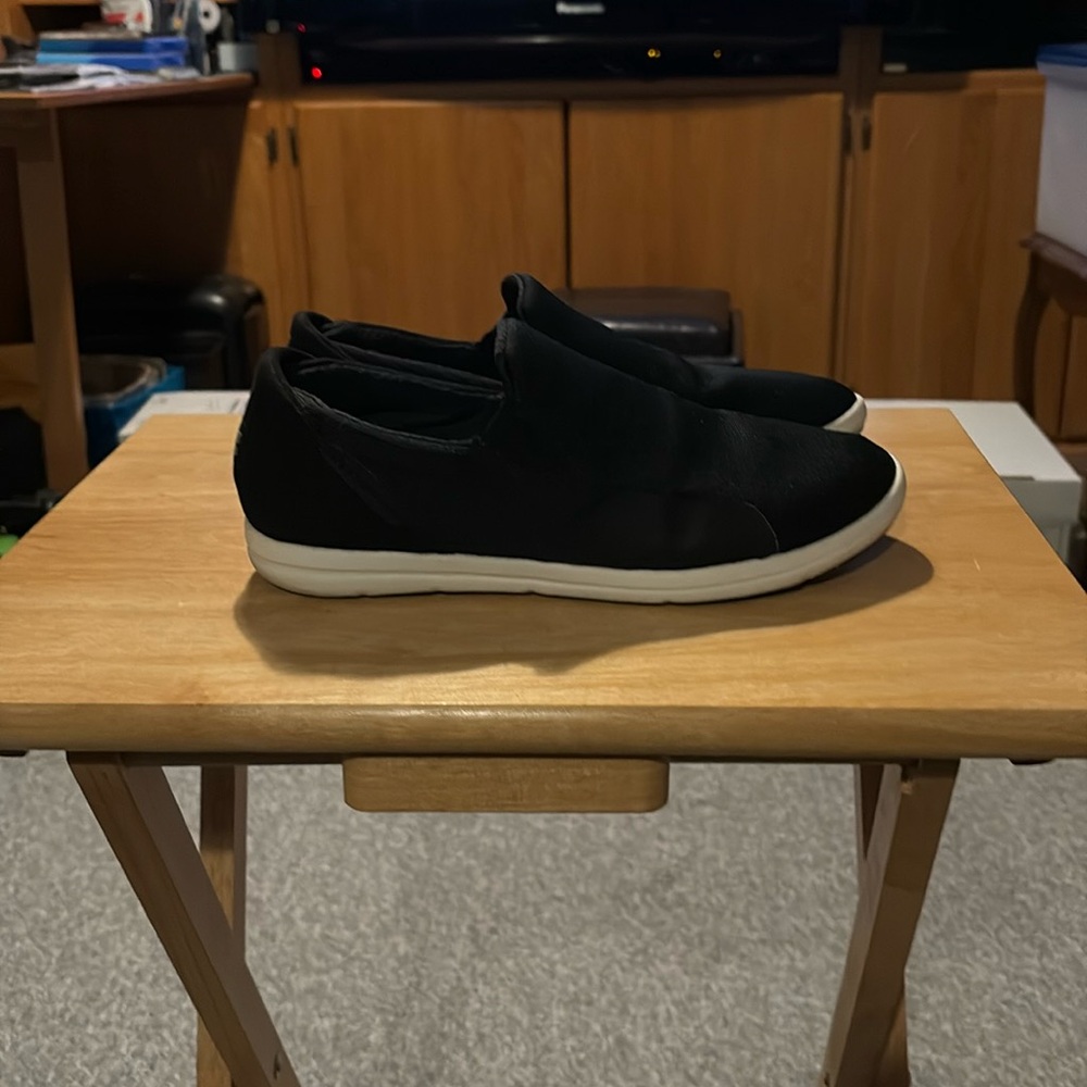 Strikmvmt traveler slip on